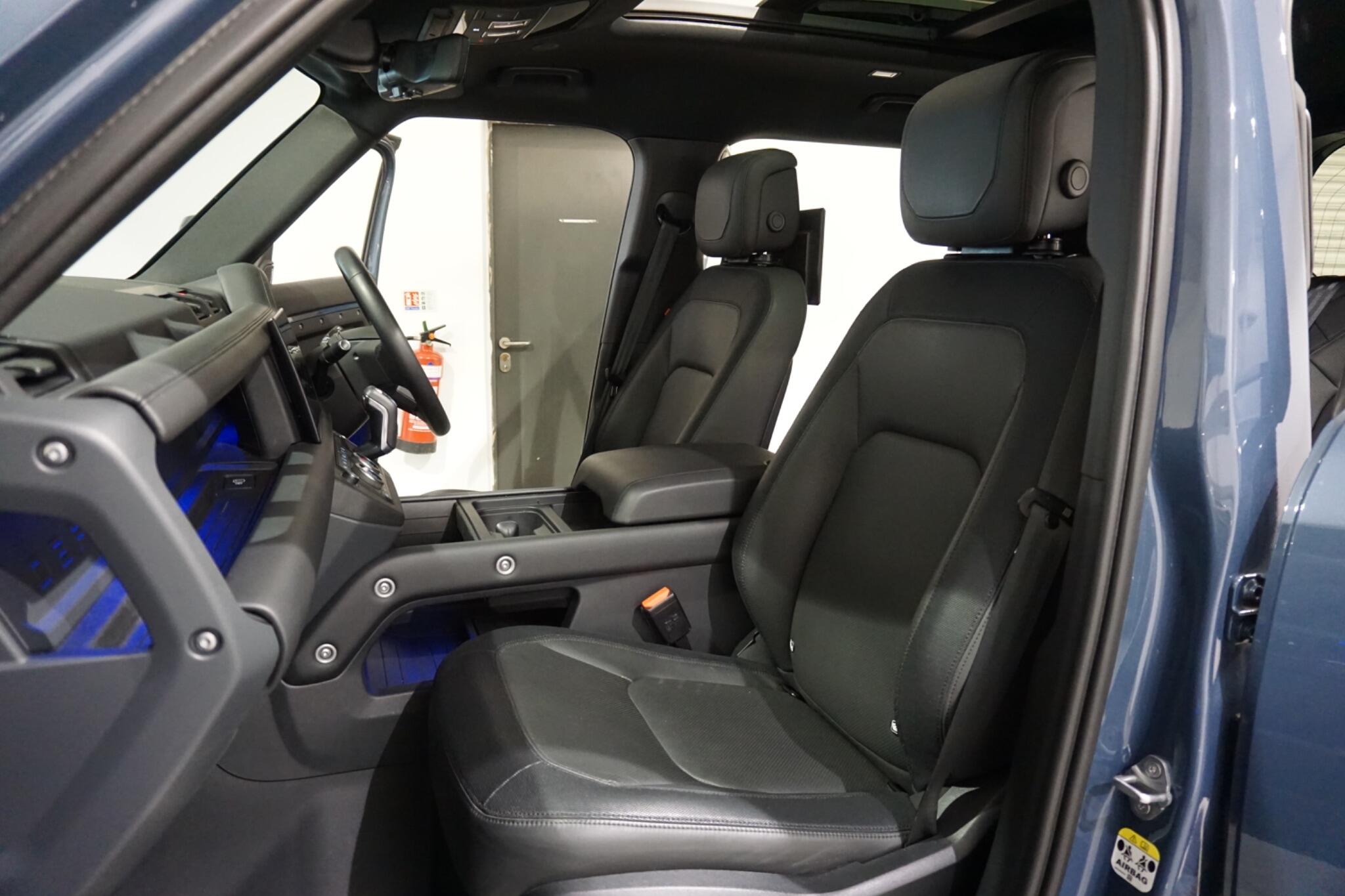 Land Rover Defender 110 2.0 P400e 15.4kWh X-Dynamic HSE SUV 5dr Petrol Plug-in Hybrid Auto 4WD Euro 6 (s/s) (404 ps)